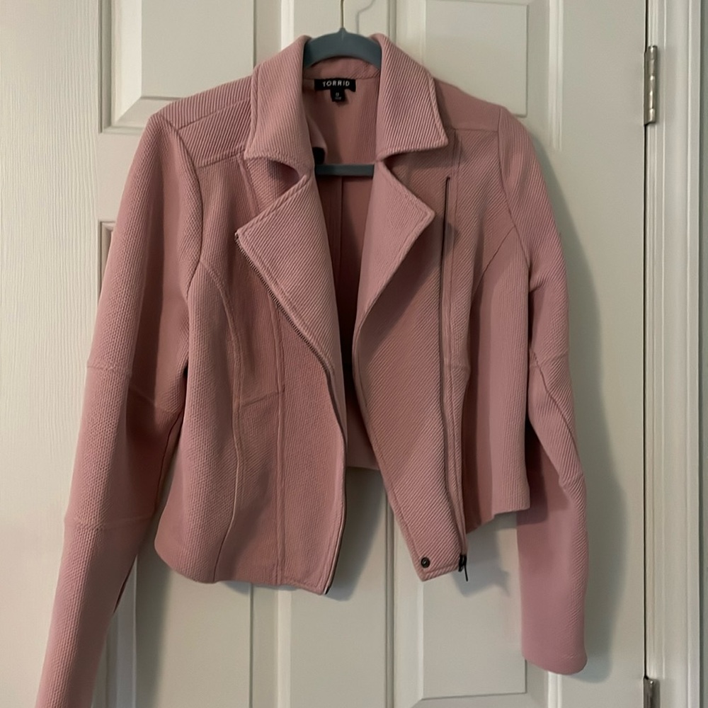Torrid pink scuba asymmetrical zipper jacket size 0X=Large/12